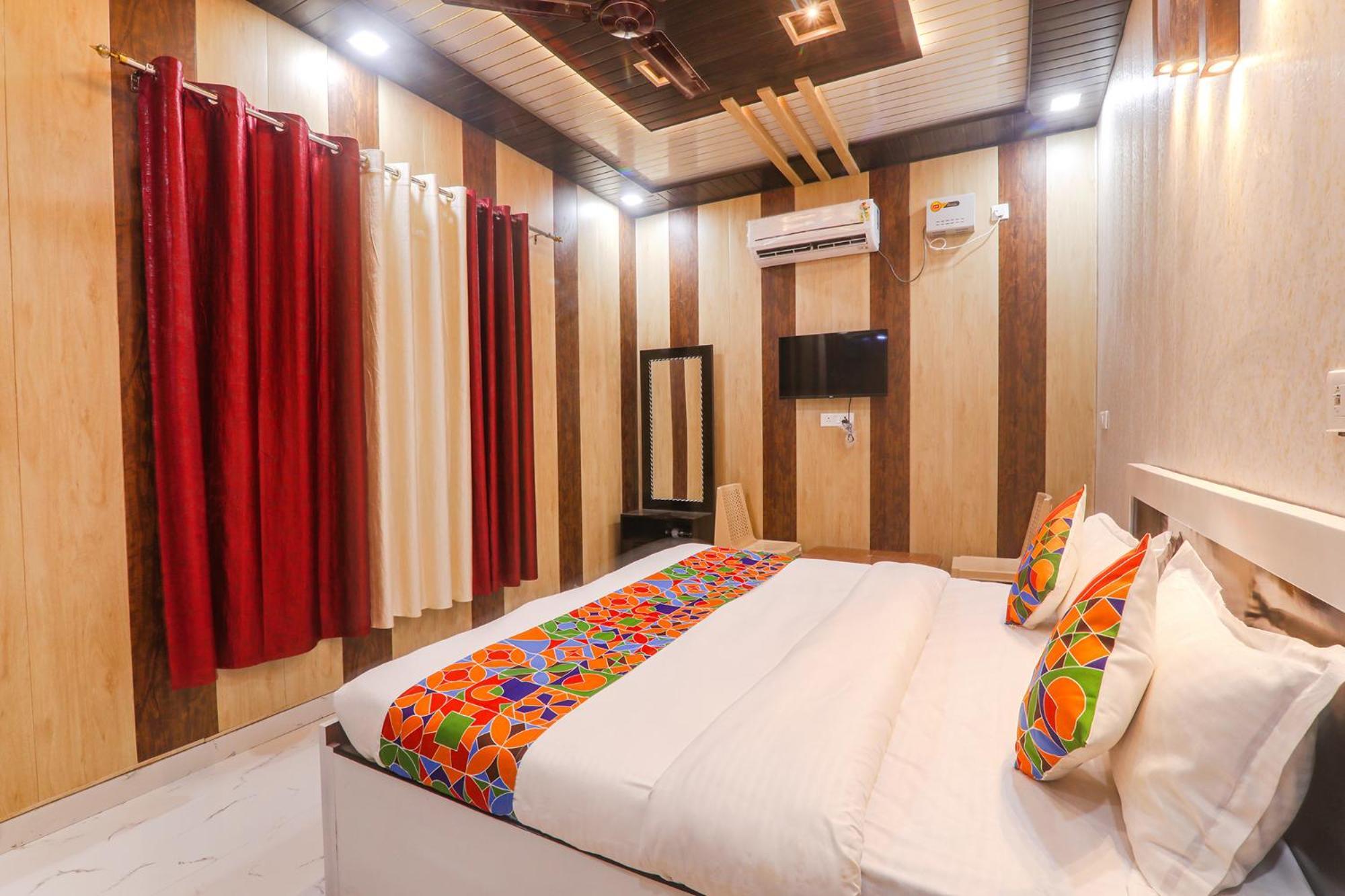 Fabhotel Uma Yugul Ayodhya المظهر الخارجي الصورة