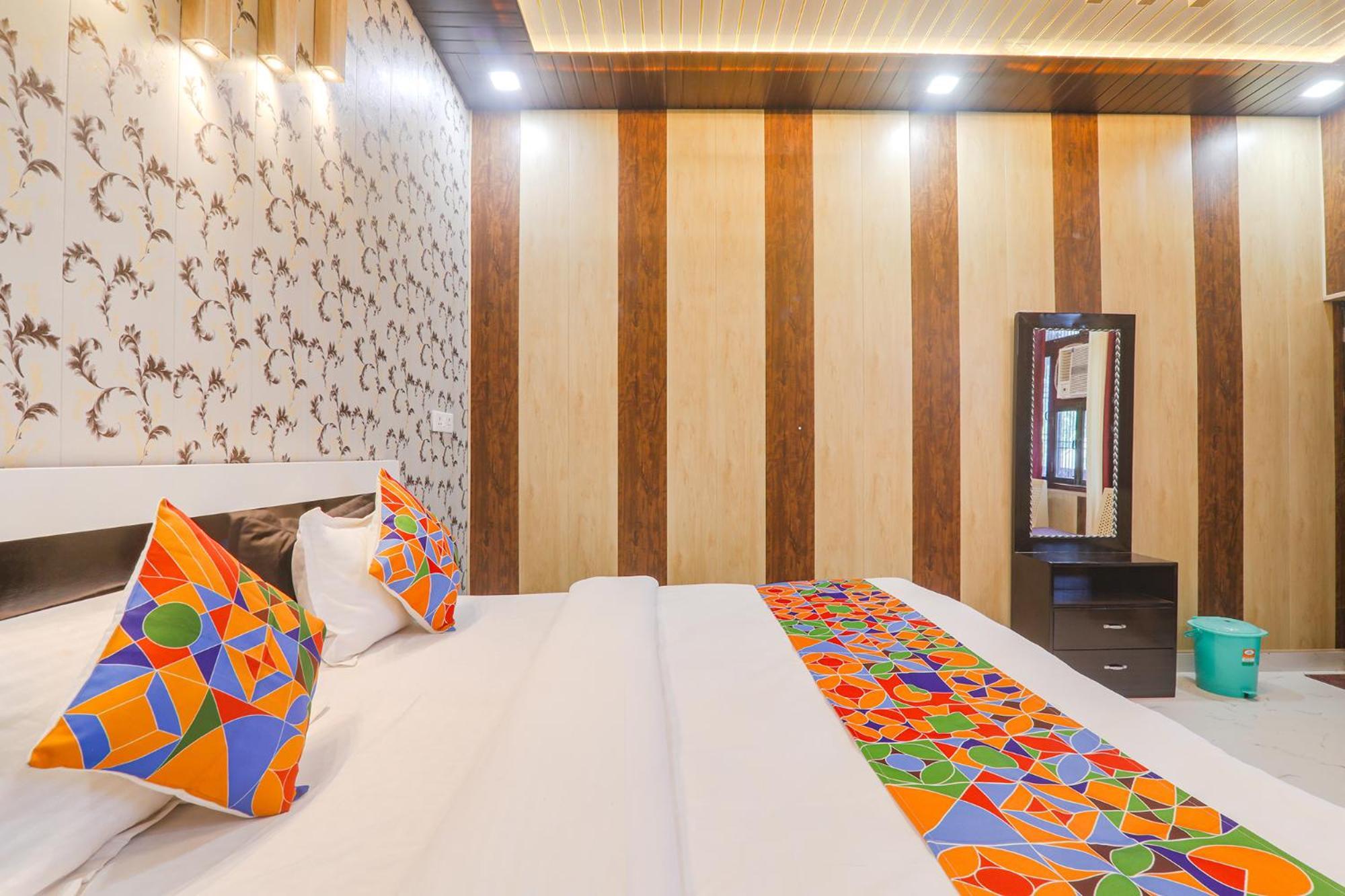 Fabhotel Uma Yugul Ayodhya المظهر الخارجي الصورة